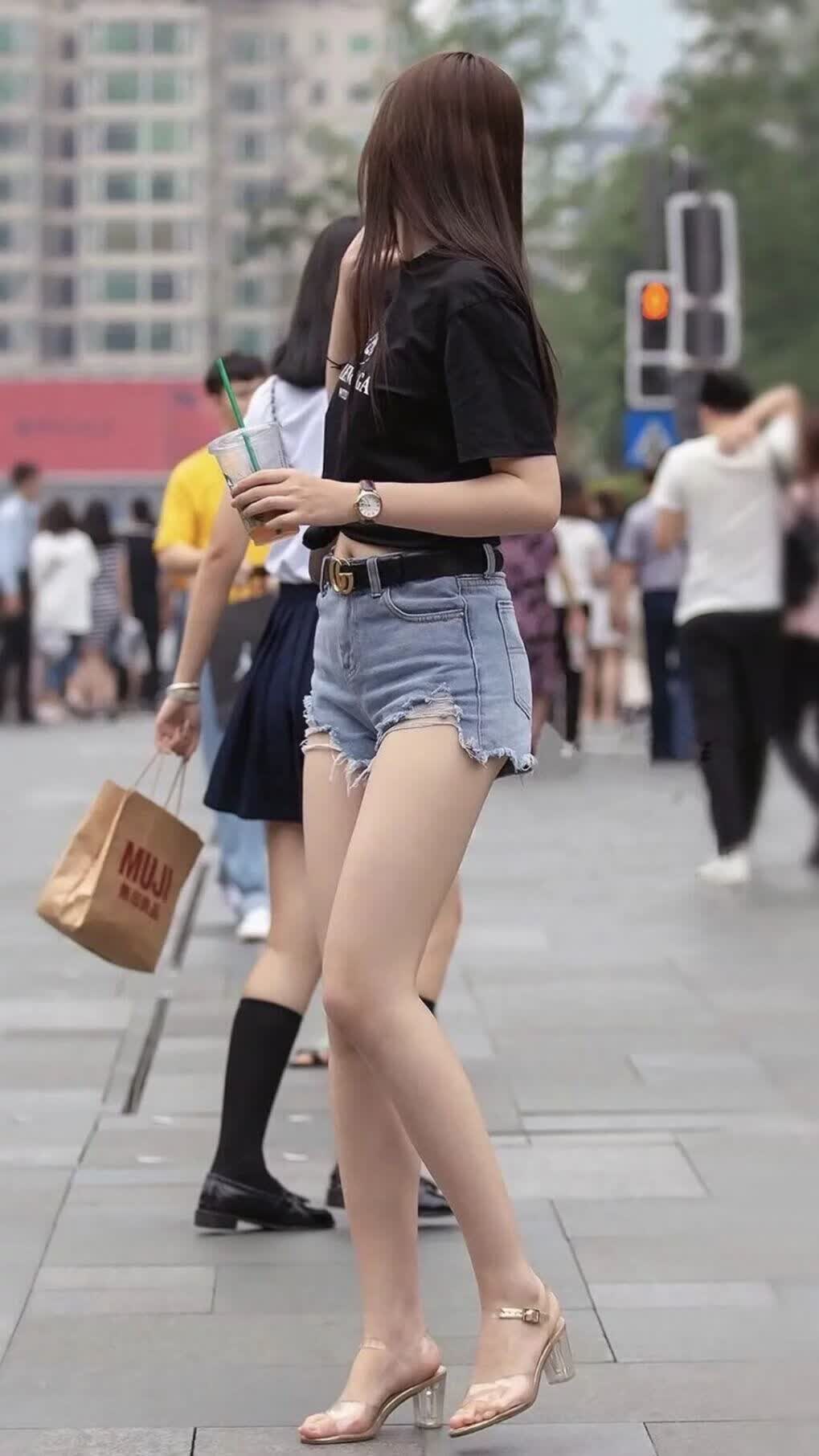哈尔滨美食城店铺装修效果图(哈尔滨美食城档口)
